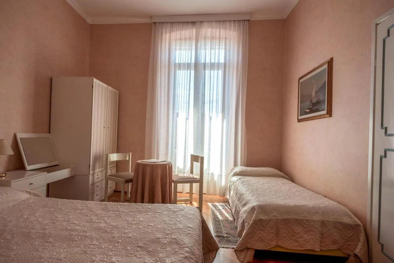 Hotel Maderno Toscolano Maderno