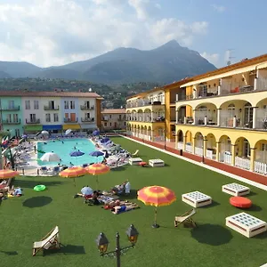 Apartament Giardino Dei Colori Dianella Pool Relax &family Friendly