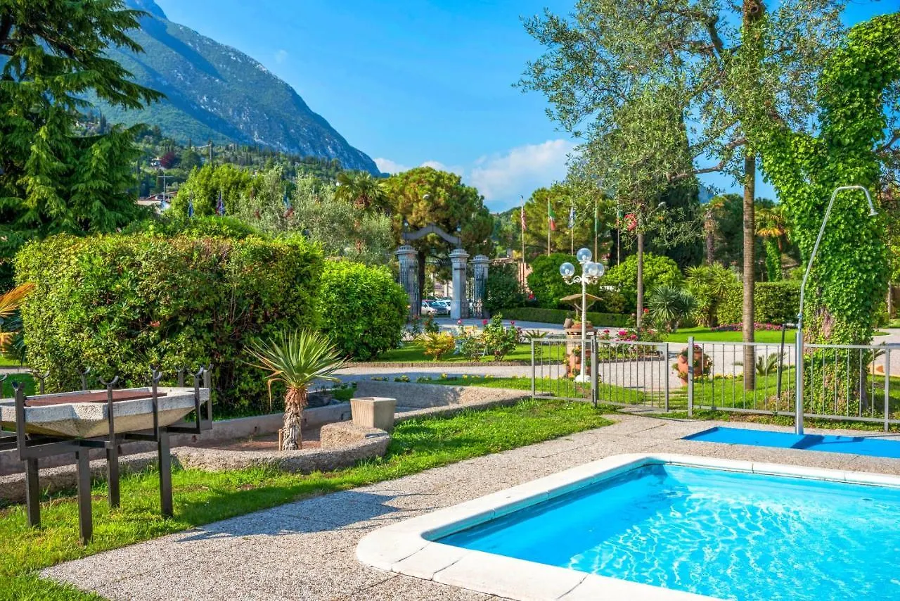 Hotel Maderno Toscolano Maderno