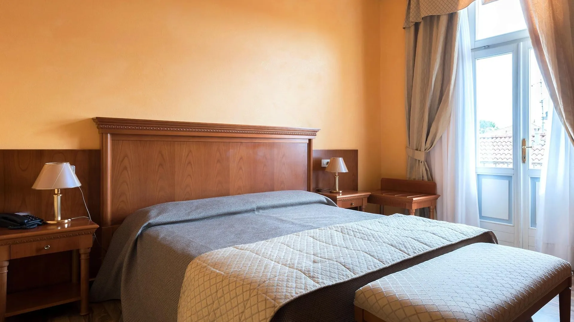 Hotel Maderno Toscolano Maderno 4*,  İtalya